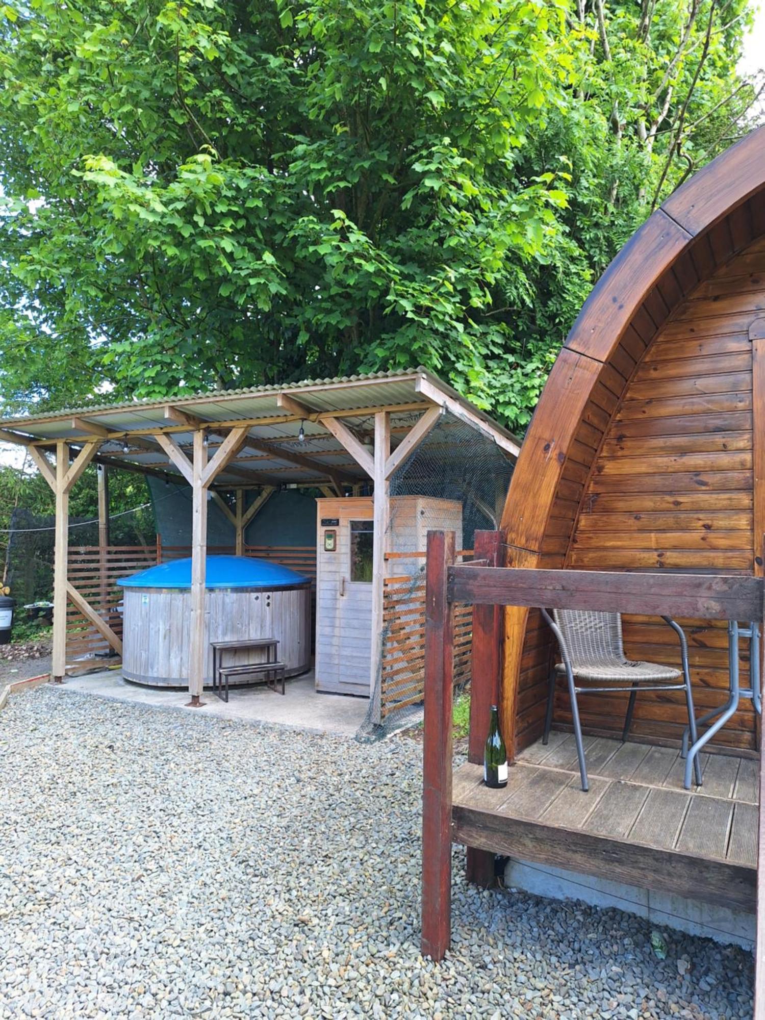 Log Cabin Kells  Eksteriør bilde