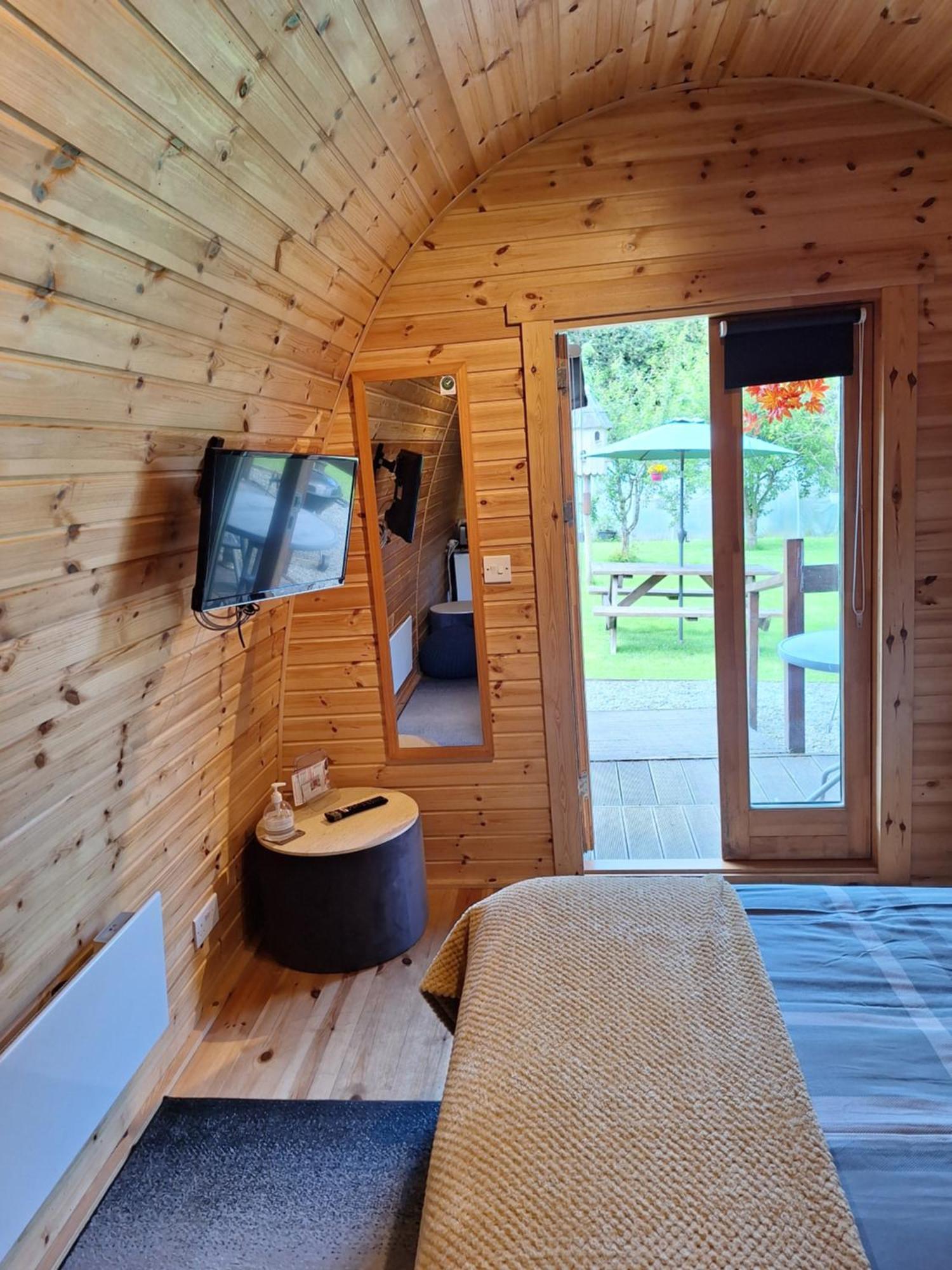 Log Cabin Kells  Eksteriør bilde