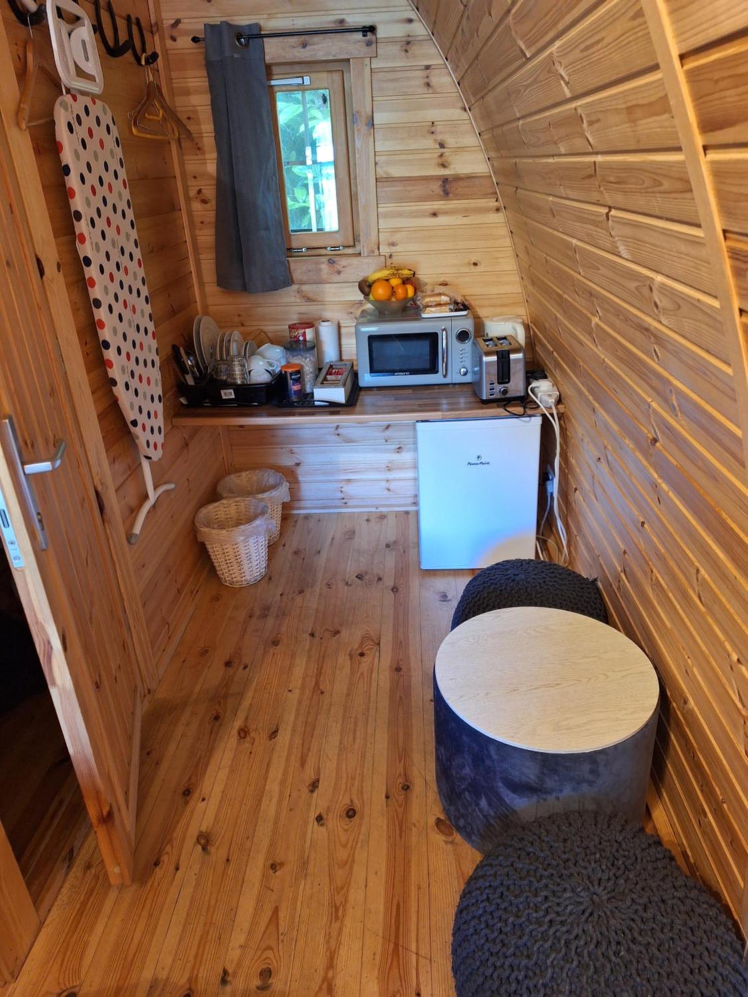 Log Cabin Kells  Eksteriør bilde